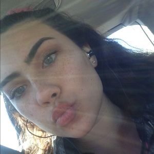 Meet your Posher, Kelsey